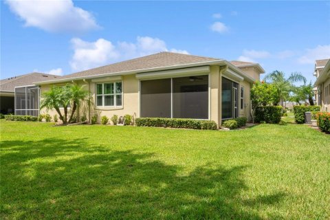 House in Sun City Center, Florida 3 bedrooms, 145.67 sq.m. № 1912832 - photo 5