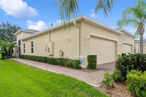 House in Sun City Center, Florida 3 bedrooms, 145.67 sq.m. № 1912832 - photo 2