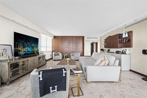 Copropriété à vendre à Bal Harbour, Floride: 2 chambres, 182.74 m2 № 2048923 - photo 4