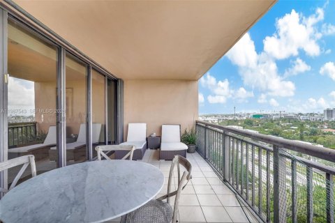 Copropriété à vendre à Bal Harbour, Floride: 2 chambres, 182.74 m2 № 2048923 - photo 15