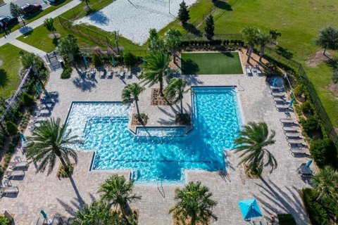Villa ou maison à vendre à Orlando, Floride: 3 chambres, 183.57 m2 № 2427632 - photo 3