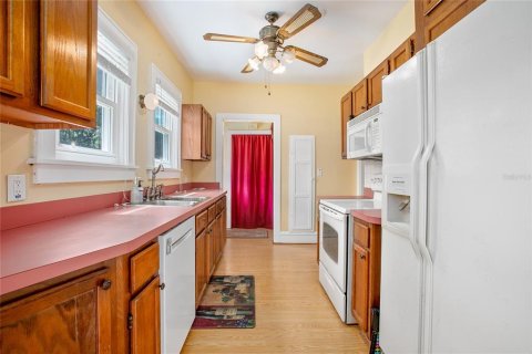 Villa ou maison à vendre à DeLand, Floride: 6 chambres, 258.83 m2 № 1808584 - photo 11