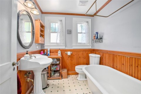 Villa ou maison à vendre à DeLand, Floride: 6 chambres, 258.83 m2 № 1808584 - photo 20
