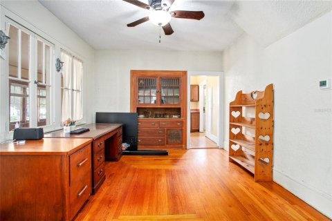 Villa ou maison à vendre à DeLand, Floride: 6 chambres, 258.83 m2 № 1808584 - photo 8