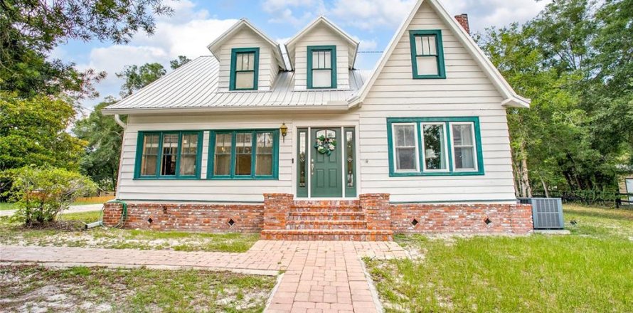 Villa ou maison à DeLand, Floride 6 chambres, 258.83 m2 № 1808584