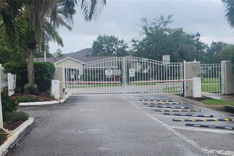 Townhouse in Wesley Chapel, Florida 3 bedrooms, 156.63 sq.m. № 1820579 - photo 19