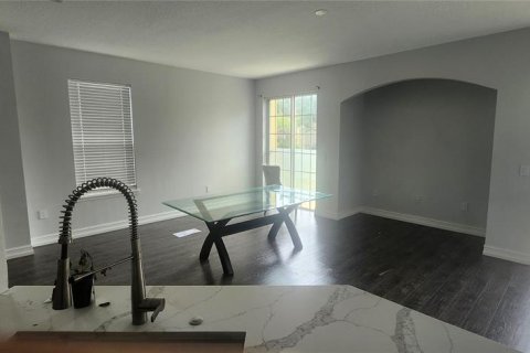 Townhouse in Wesley Chapel, Florida 3 bedrooms, 156.63 sq.m. № 1820579 - photo 3