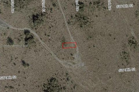 Terrain à vendre à Miami, Floride № 2024192 - photo 5