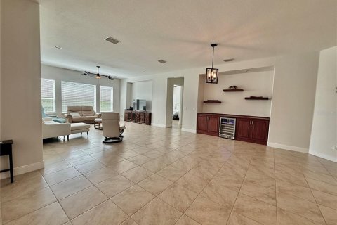 Casa en venta en Groveland, Florida, 3 dormitorios, 235.41 m2 № 2354732 - foto 18