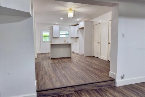 Villa ou maison à vendre à Orlando, Floride: 4 chambres, 142.88 m2 № 1903511 - photo 6