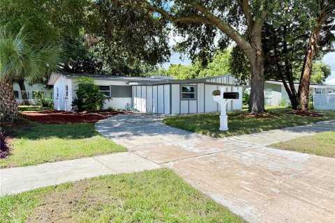 Villa ou maison à vendre à Orlando, Floride: 4 chambres, 142.88 m2 № 1903511 - photo 1