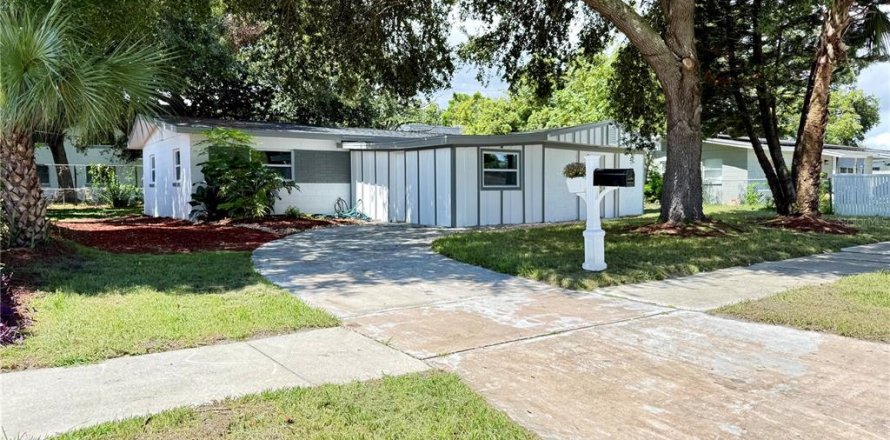 Villa ou maison à Orlando, Floride 4 chambres, 142.88 m2 № 1903511