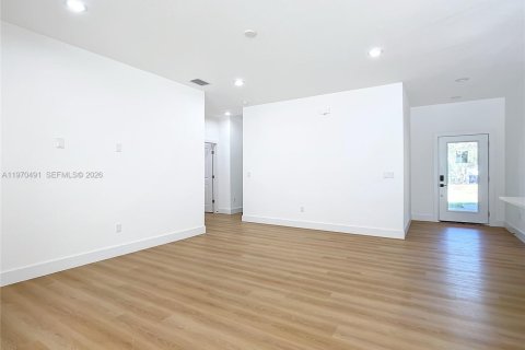 House in Ocala, Florida 4 bedrooms № 2031272 - photo 6