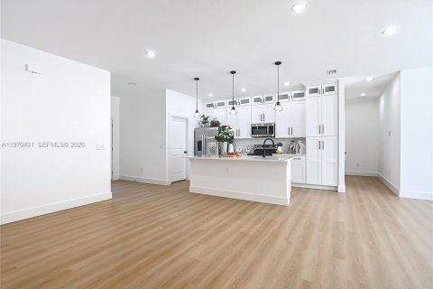 House in Ocala, Florida 4 bedrooms № 2031272 - photo 9