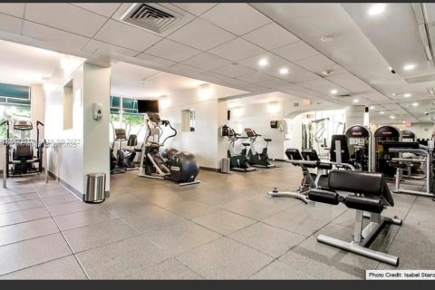 Condo in Miami, Florida, 2 bedrooms  № 1768450 - photo 3