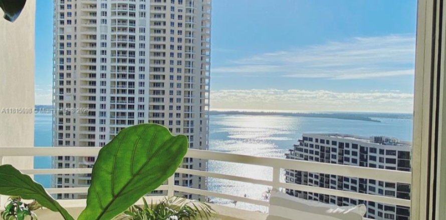 Condo in Miami, Florida, 2 bedrooms № 1768450