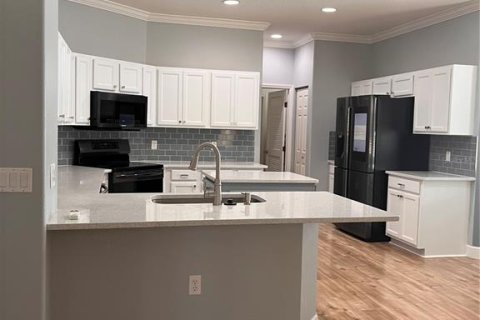 Снять в аренду виллу или дом в Окала, Флорида 4 комнаты, 188.22м2, № 1777379 - фото 15