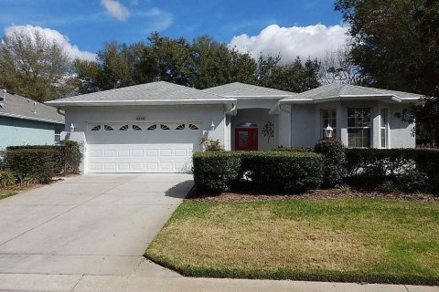 Снять в аренду виллу или дом в Окала, Флорида 4 комнаты, 188.22м2, № 1777379 - фото 1