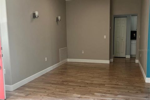 Снять в аренду виллу или дом в Окала, Флорида 4 комнаты, 188.22м2, № 1777379 - фото 9