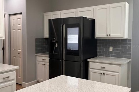 Снять в аренду виллу или дом в Окала, Флорида 4 комнаты, 188.22м2, № 1777379 - фото 13