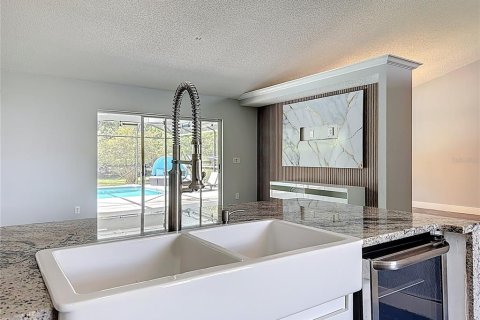 House in Orlando, Florida 4 bedrooms, 200.11 sq.m. № 1913361 - photo 18