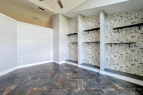 House in Orlando, Florida 4 bedrooms, 200.11 sq.m. № 1913361 - photo 10