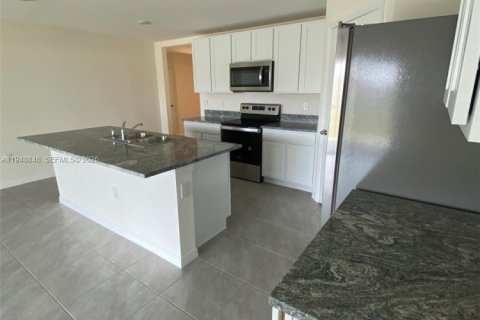 Villa ou maison à vendre à Ocala, Floride: 4 chambres № 2005070 - photo 21