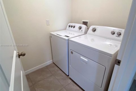 Villa ou maison à vendre à Ocala, Floride: 4 chambres № 2005070 - photo 14