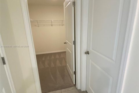 Villa ou maison à vendre à Ocala, Floride: 4 chambres № 2005070 - photo 30