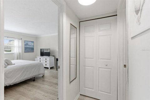 Купить кондоминиум в Сарасота, Флорида 3 комнаты, 63.08м2, № 2109272 - фото 12