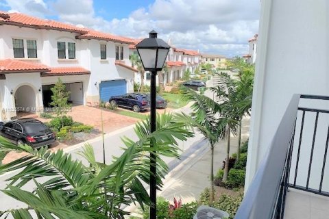 Touwnhouse à louer à Pembroke Pines, Floride: 4 chambres, 178.28 m2 № 1794413 - photo 21