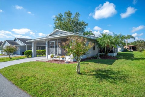 House in Lakeland, Florida 2 bedrooms, 109.81 sq.m. № 1381466 - photo 2