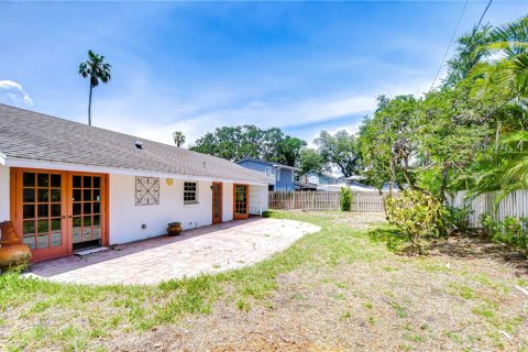 Casa en venta en Tampa, Florida, 3 dormitorios, 136.38 m2 № 1559311 - foto 5