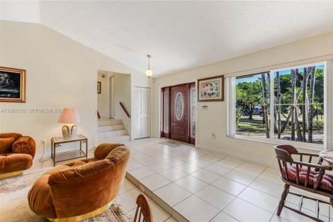 Villa ou maison à vendre à Miami, Floride: 3 chambres, 194.91 m2 № 2043224 - photo 17