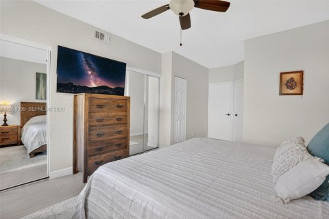 Купить таунхаус в Тамарак, Флорида 2 спальни, 103.12м2, № 1996529 - фото 14