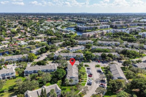 Купить таунхаус в Тамарак, Флорида 2 спальни, 103.12м2, № 1996529 - фото 25