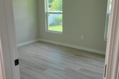 Villa ou maison à vendre à Dunnellon, Floride: 4 chambres, 164.07 m2 № 2416681 - photo 5
