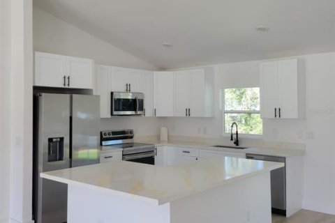 Villa ou maison à vendre à Dunnellon, Floride: 4 chambres, 164.07 m2 № 2416681 - photo 26