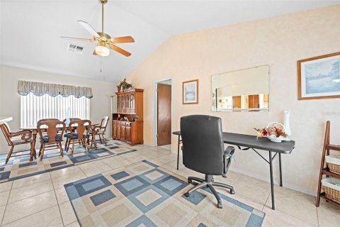 House in Spring Hill, Florida 2 bedrooms, 144 sq.m. № 2122901 - photo 23