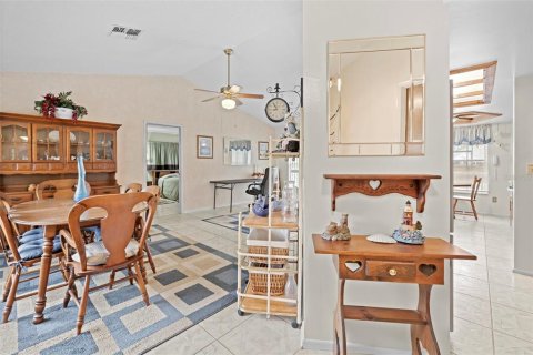 House in Spring Hill, Florida 2 bedrooms, 144 sq.m. № 2122901 - photo 24