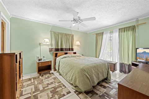 House in Spring Hill, Florida 2 bedrooms, 144 sq.m. № 2122901 - photo 30