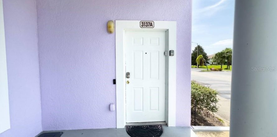 Condo à Kissimmee, Floride, 4 chambres  № 2109632