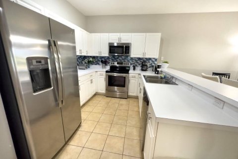 Copropriété à louer à Kissimmee, Floride: 4 chambres, 153.29 m2 № 2109632 - photo 5