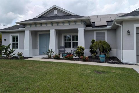 House in North Port, Florida 3 bedrooms, 165.18 sq.m. № 2289672