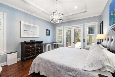 House in Tampa, Florida 5 bedrooms, 347.83 sq.m. № 1885607 - photo 25