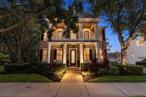 House in Tampa, Florida 5 bedrooms, 347.83 sq.m. № 1885607 - photo 1