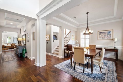 House in Tampa, Florida 5 bedrooms, 347.83 sq.m. № 1885607 - photo 11