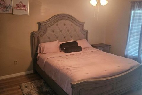 Villa ou maison à louer à Port St. Lucie, Floride: 3 chambres, 142.33 m2 № 2266216 - photo 18