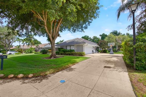 Villa ou maison à louer à Palm Beach Gardens, Floride: 4 chambres, 224.17 m2 № 1892578 - photo 3