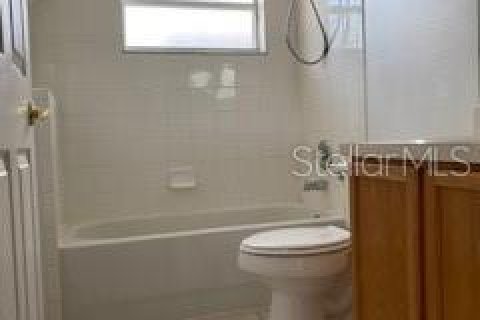 Casa en alquiler en Kissimmee, Florida, 3 dormitorios, 150.87 m2 № 1659680 - foto 11